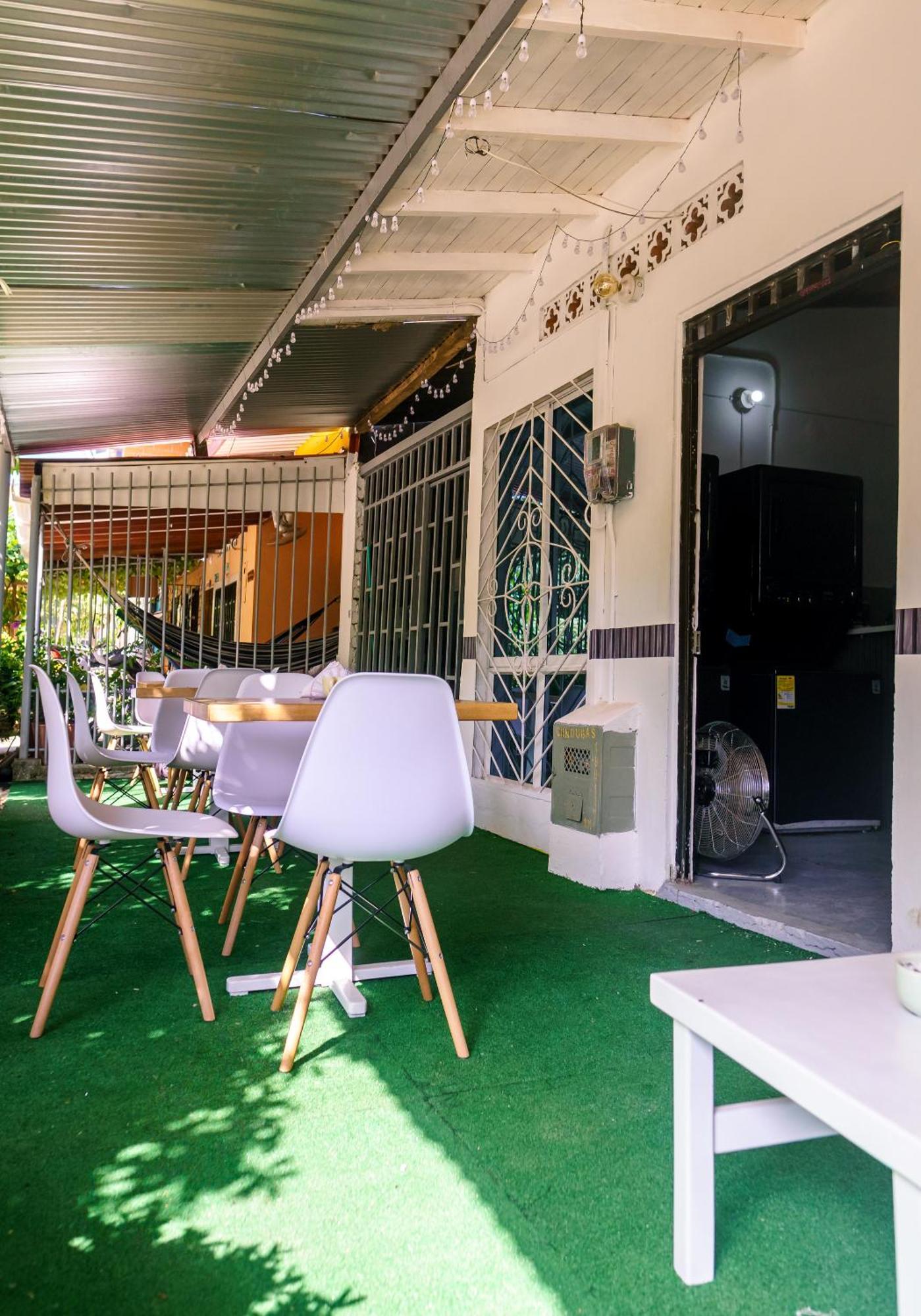 Mi Pueblo Natal Aptos Y Habitaciones Necocli Luaran gambar