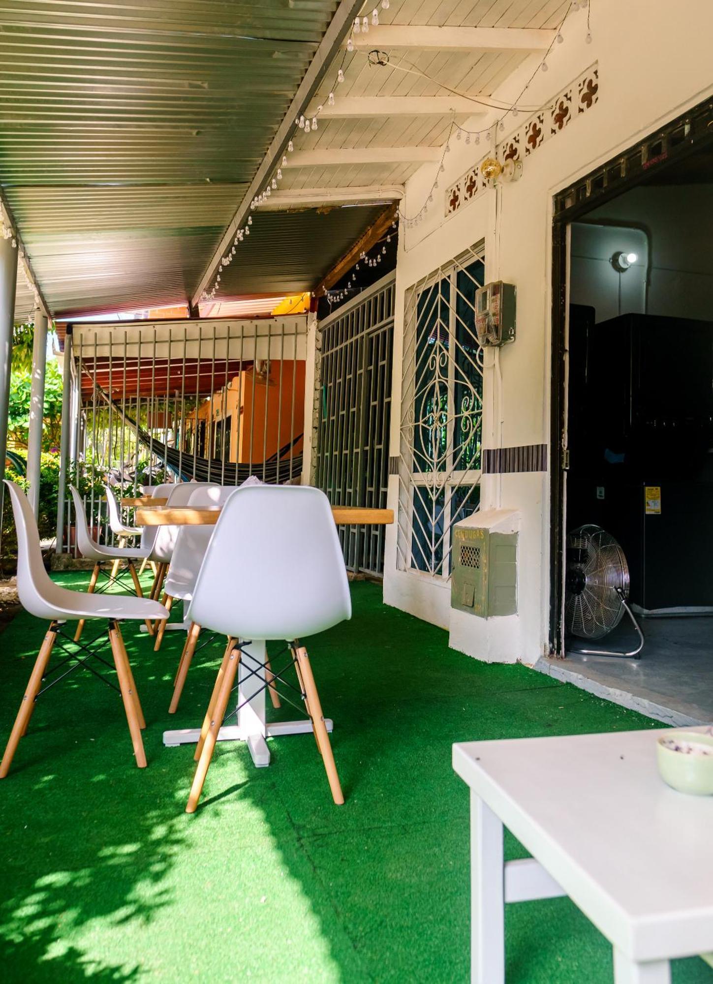 Mi Pueblo Natal Aptos Y Habitaciones Necocli Luaran gambar