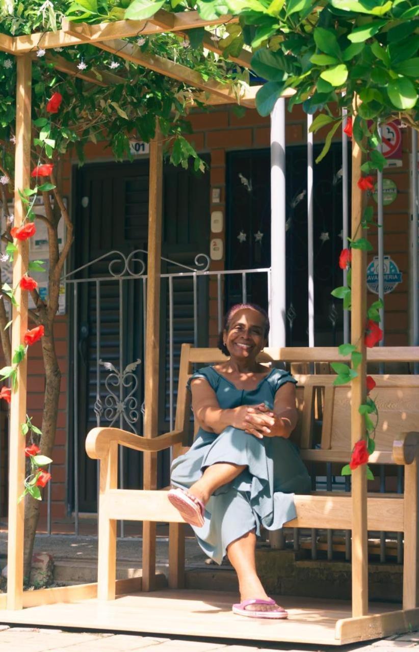 Mi Pueblo Natal Aptos Y Habitaciones Necocli Luaran gambar